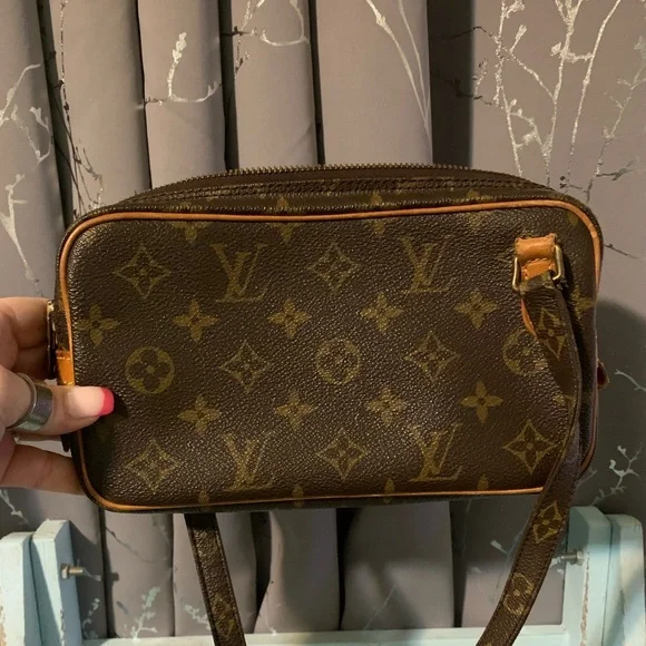 Louis Vuitton vintage Monogram Pochette Marly Bandouliere - Picture 11 of 16